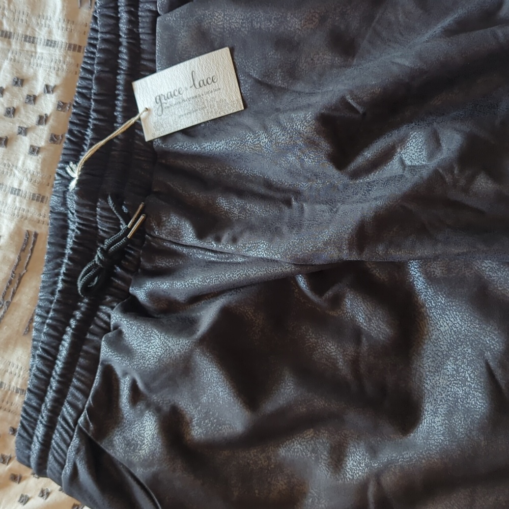 WOMEN faux leather joggers